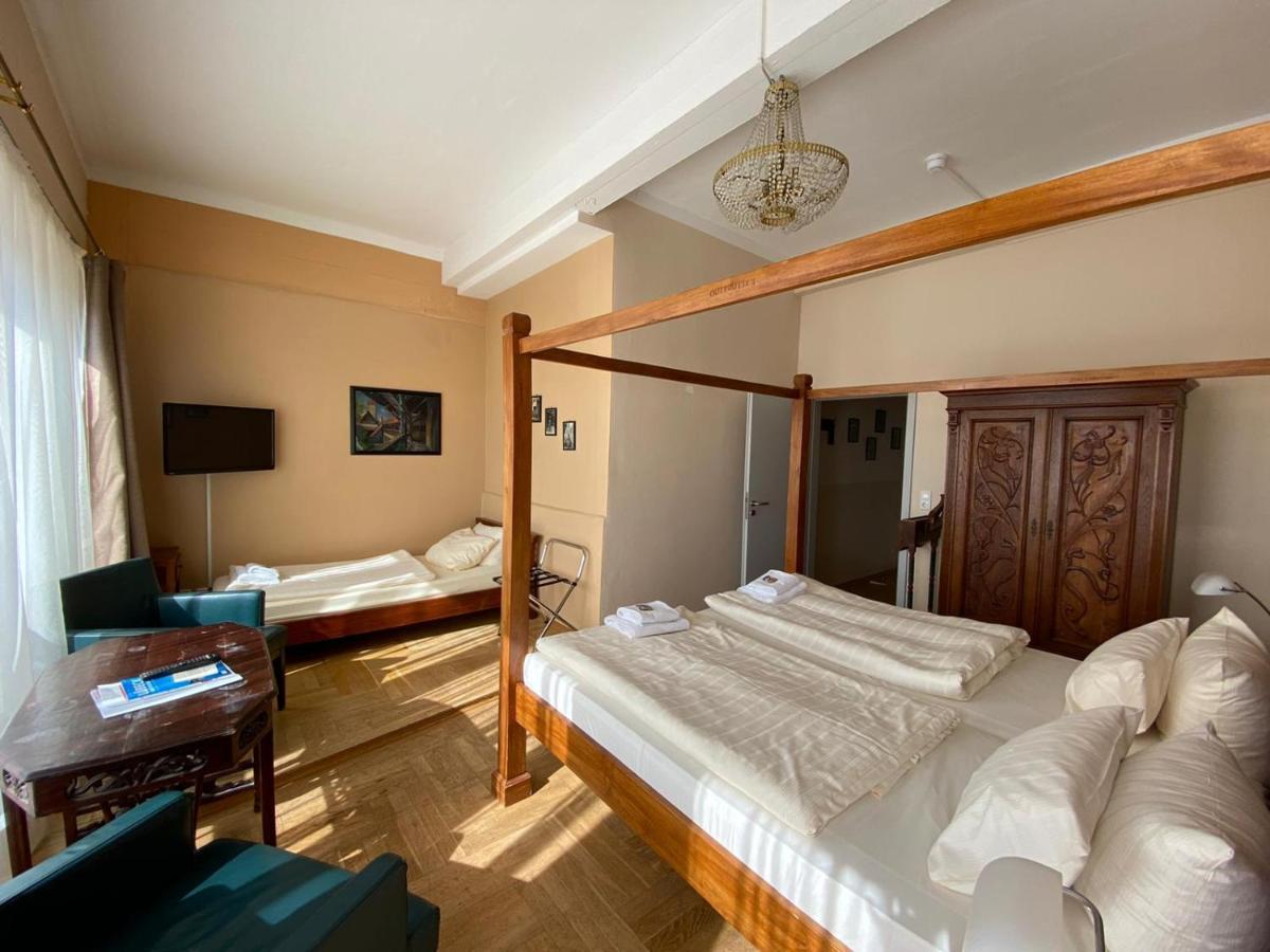 Hotel Gutenberger ลูเบค ภายนอก รูปภาพ